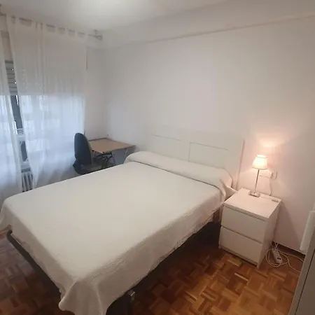 Libertad 10, Piso Céntrico En Gijón, Con Wifi De 3 Hab 5 Personas * Gijón