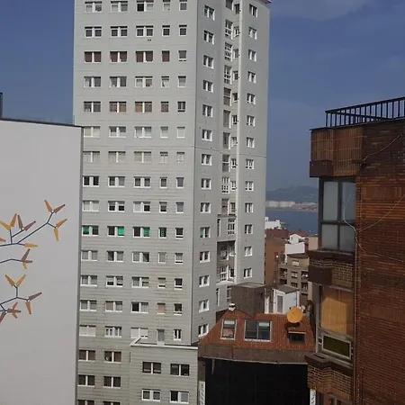 Libertad 10, Piso Céntrico En Gijón, Con Wifi De 3 Hab 5 Personas *